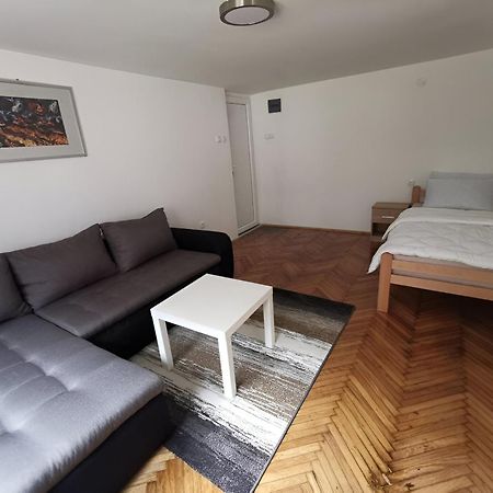 Nov Apartman U Mirnoj Ulici U Centru Beograda Zewnętrze zdjęcie